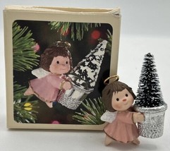 Hallmark Keepsake Thimble Angel Ornament 1981 U74 - £17.29 GBP