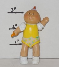 1984 OAA Cabbage Patch Kids Poseable PVC 3" Figure baby Yellow outfit with spoon - $14.50