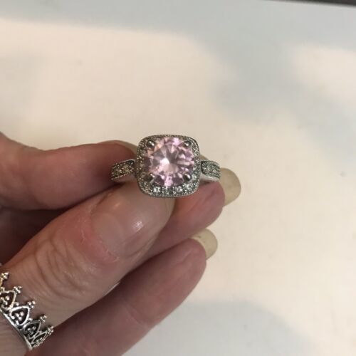 Premier Designs Pink Ice Ring Size 9 Silver Tone Signed PDJ - $26.18