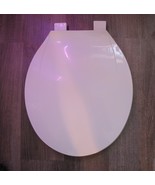 Project Source White Round Toilet Seat with Screws - $28.44 CAD