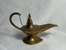 Brass ornate genie oil lamp gorgeous piece 7.25 By 3.25 Inches