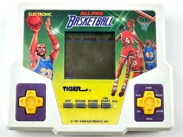 Vintage 1991 Tiger Electronics All Pro Basketball Game Tested Very Good Cond. - $19.79