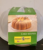 Nordic Ware Deluxe Bundt Cake Keeper  Holder Twist And Lock Dome Lid USA - £17.12 GBP