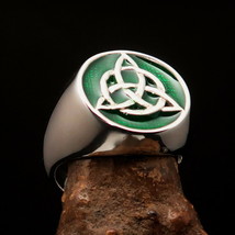 Nicely crafted Mens Triquetra Knot Ring green Celtic Triskelia - Sterling Silver - £52.75 GBP