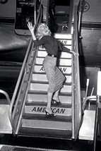 Jayne Mansfield Boarding Vintage American Airlines Plane Flight Waving 24x18 Pos - £19.43 GBP