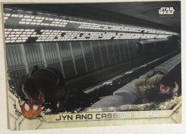 Rogue One Trading Card Star Wars #82 Jyn And Cassian Climb - £1.55 GBP