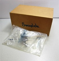 Swagelok Whitey 4 Bolt 60 Series SS 3 Way Ball Valve W090547 New D4AL40433B - $165.85