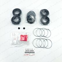 NEW GENUINE TOYOTA LEXUS FRONT BRAKE DISC CYLINDER CALIPER KIT 04479-60081 - $587.66 MXN