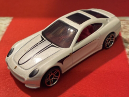 2012 Mattel Hot Wheels Ferrari G12 Scaglietti - £7.85 GBP