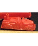 Vintage Plastic Renwal Red Fire Truck #145 - $164.27 MXN