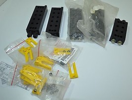 Lot of 5 Pneumatic Manifold Blocks with Clips and O-Rings - Rexroth ?? - $161.84