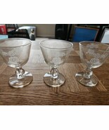 Vintage Set of 3 Sherbet Glasses Floral Pattern 4&#39;&#39; Tall 2.75&#39;&#39; Wide - $27.34 CAD