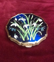 Vintage Stratton compact depicting enamel flowers. - $24.74