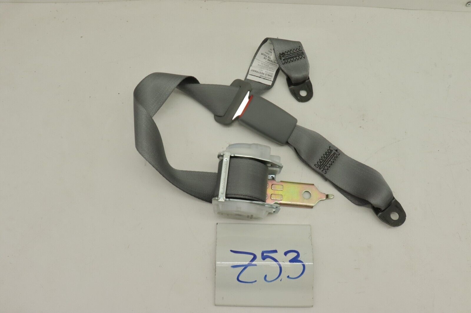 Primary image for New OEM Rear RH LH Seat Belt Assembly Gray 1999-2003 Mitsubishi Galant 7000C829