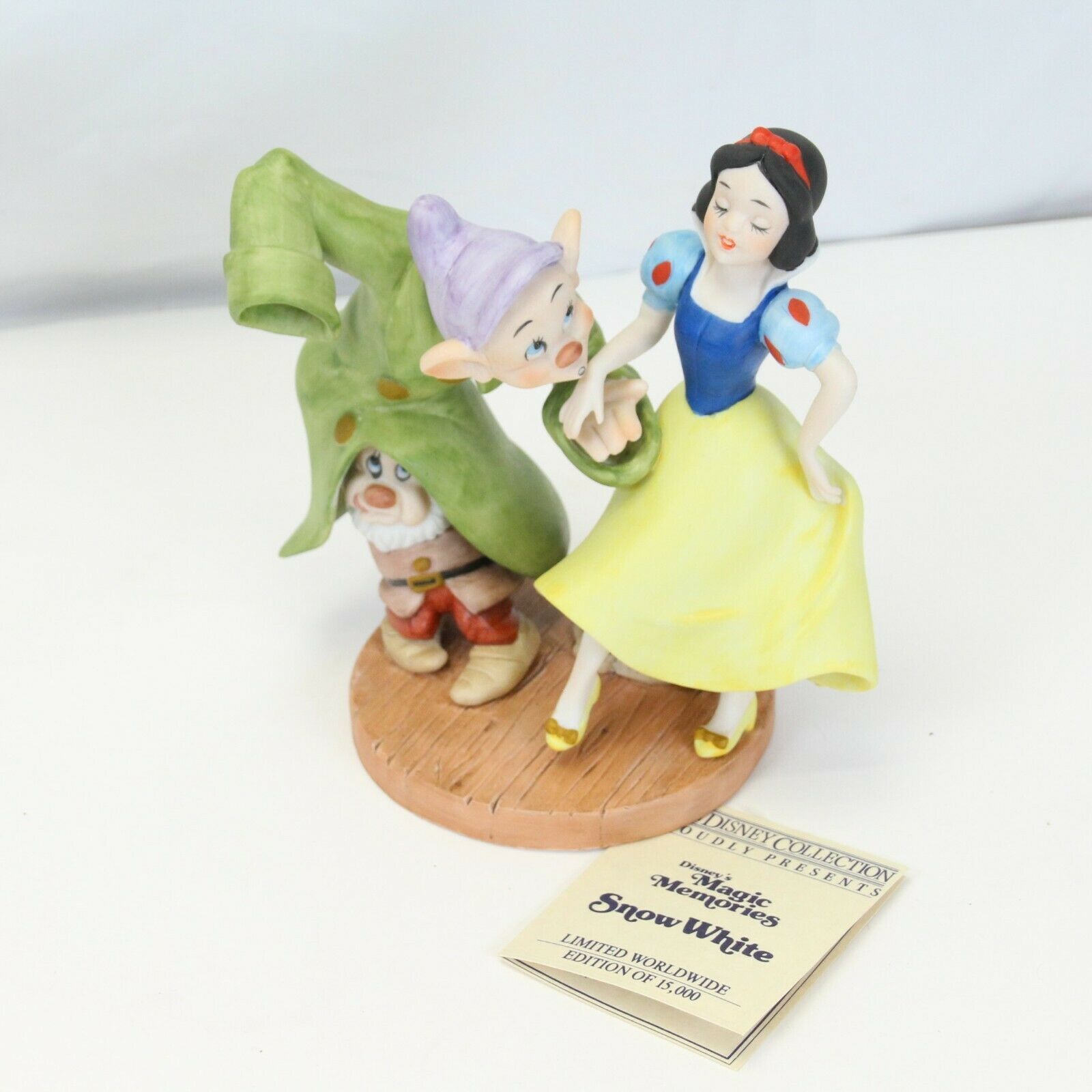 Snow White Dopey Disney Collection Magic Memories Porcelain Figurine 5603/15000  - $71.53