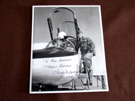 Charles E. Yeager Speed Of Sound Pilot Tigershark Signed Auto Official Photo Bas - £390.04 GBP