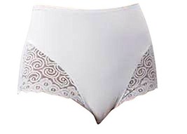 Hanes Shaping Brief with Lace. (2XLarge, White) - £12.82 GBP