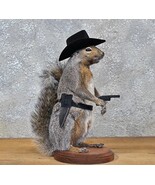 Cowboy Squirrel Taxidermy Animal Statue on Base Home or Office Gift - €383,64 EUR Cowboy Squirrel Taxidermy Animal Statue on Base Home or Office Gift - €383,64 EUR