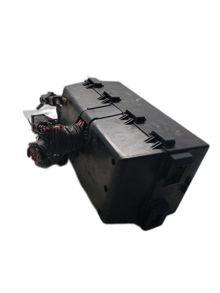 Fuse Box Engine Without Fog Lamps With Cruise Control Fits 06-07 FOCUS 1331542 Item image 6