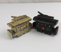 Vintage Cast Iron Floral Train Caboose 1.75&quot; Salt &amp; Pepper Shakers Japan - $15.51