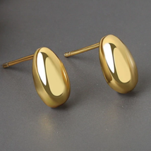 Tiny Teardrop Stud Earrings 18k Gold Plate - £8.92 GBP