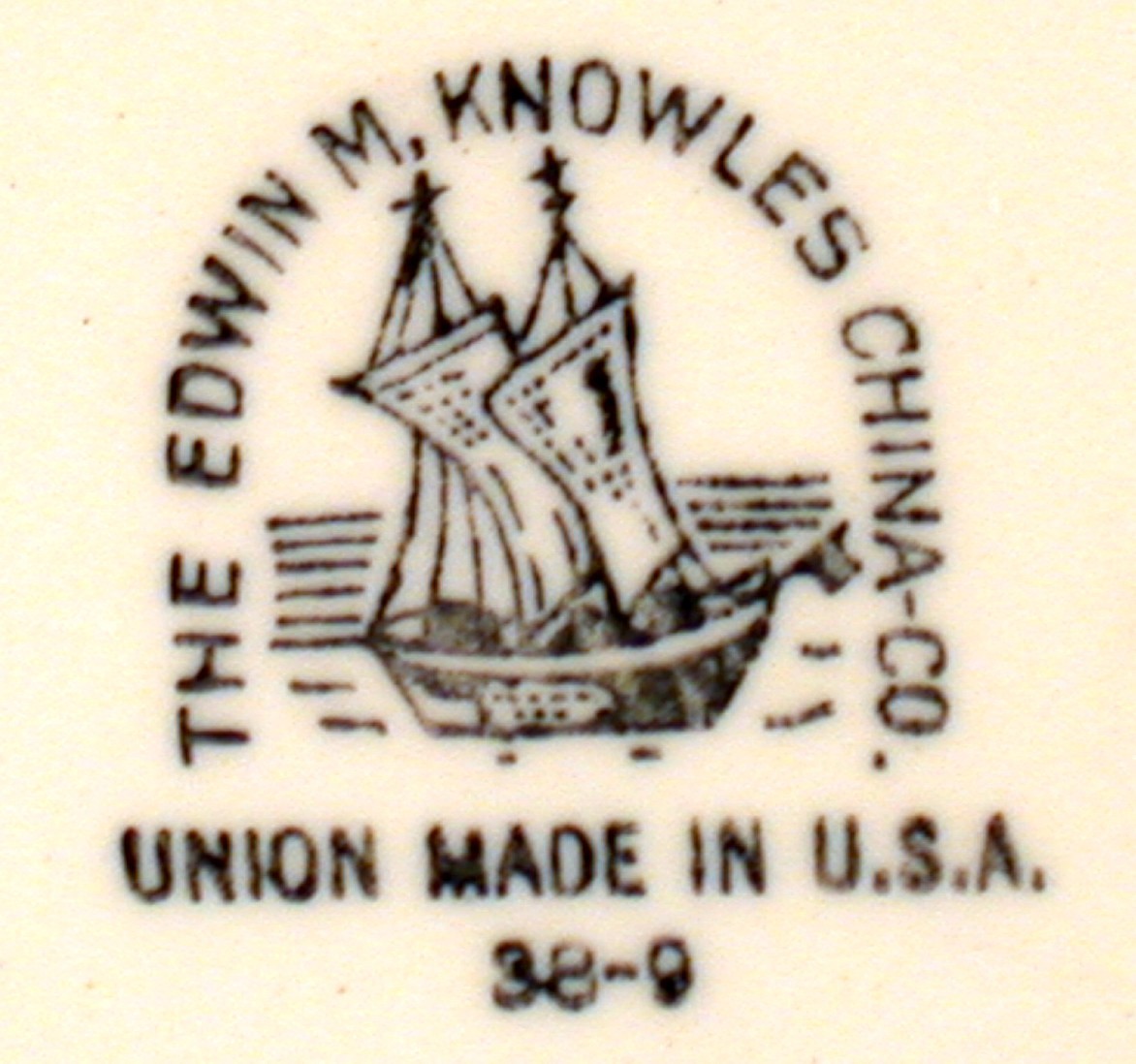 Edwin Knowles 3 -Pc Vintage 1938 Lunch, Bread Plate, Saucer Hostess Shape Item image 5