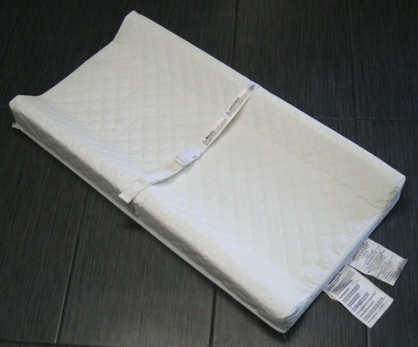 Primary image for SUMMER INFANT Baby Child Contoured WHITE CHANGING PADS with Belt Buckles