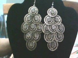 Silver Tone FILIGREE Oval DANGLES Aprx 3” Hook Earrings - $188.49 MXN