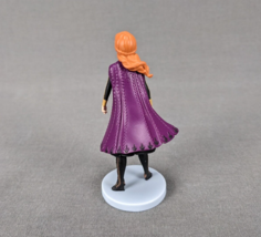 Disney Frozen II Anna PVC Figurine 3 3/4&quot; Cake Topper - £6.13 GBP