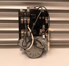 Washer Timer 120 VAC  For Maytag. P/N: 208222, 2-08222, 208316 [ USED ] - $18.69