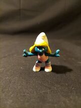 2.0183 Aerobic Smurfette Smurf  Vintage Figure Toy PVC Peyo - $8.41