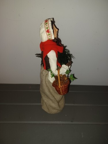 Byers' Choice Caroler Lady Carrying Greens in Apron Basket of Ivy & Pine Cones Item image 3