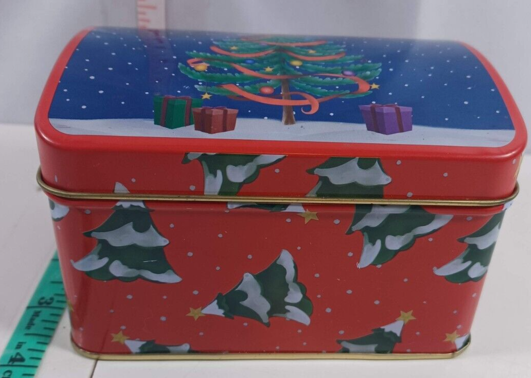 Primary image for Metal Tin Can Container Christmas Gift Box With Lid christmas tree very nice
