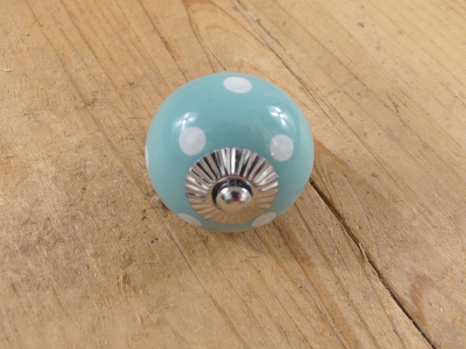 6 DRAWER PULLS KNOBS HANDLE CABINET DRESSER FUN LIGHT TURQUISE BLUE POLKA DOT Item image 4