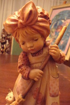 ANRI Sarah Kay &quot;Sweeping&quot; -SIGNED Ulrich Berardi 6&quot; tall, made in Maplewood NIB - £352.01 GBP