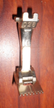 Bernina Old Style 7 Groove Pin Tuck #028 Used Working Foot - £11.79 GBP