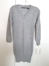 PLANET GOLD LADIES LS GRAY KNIT FITTED DRESS-JR M-GENTLY WORN-V-NECK-CUTE - £6.73 GBP