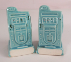 Vintage Light Blue Slot Machine 3&quot; Salt &amp; Pepper Shakers - €8,37 EUR