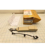 Ford JL7Z-7861203-AU Seat Belt Buckle Receptacle LH Drivers - €89,29 EUR