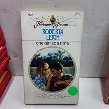 One Girl at a Time [Harlequin Presents #1420] - $18.41 MXN