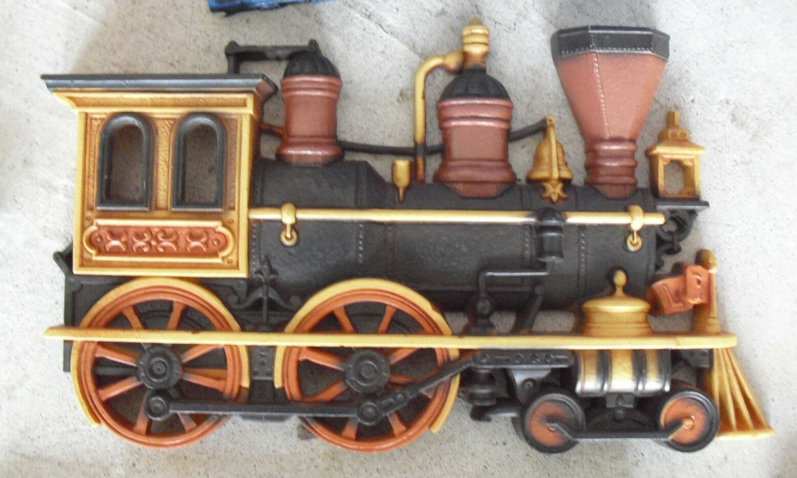 Unique 1985 Homco Plastic Locomotive Wall Hanging 6" Tall - $21.78