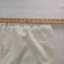 R&M Richards Women's Cream Rear Zipper & Slit Casual Skirt Size 24W Waist 44" image 6