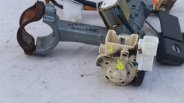 96-02 Toyota 4runner Ignition Switch & Key Cylinder Assembly Set W/Key  image 8