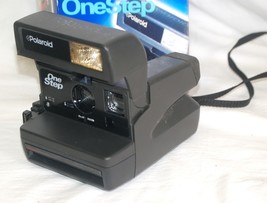Polaroid Instant Film Camera 600 One Step with Box Black - £38.93 GBP