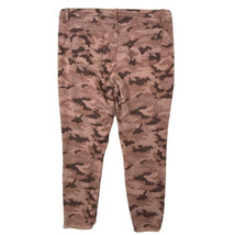 NY&amp;C New York &amp; Company Skinny Jeans Womens size 14 Mid Rise Raw Hem Pink Camo - £17.97 GBP