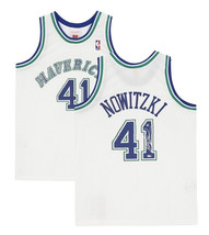 Dirk Nowitzki Autographed Mavericks 1998 White Nike Jersey Fanatics - £419.44 GBP