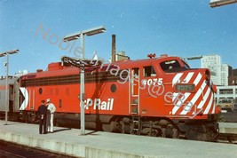 Canadian Pacific 4075 FP7A Diesel Locomotive Canada 1 Color Negative 1970s - £4.09 GBP