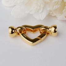 9K Yellow Gold Heart-Shaped Clasp for Pearls AU375 (1pc) - £233.45 GBP