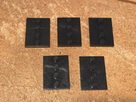 5 Official Lego Minifigure Black Stands *Pre-Owned/Nice* SDT2 - $187.52 MXN