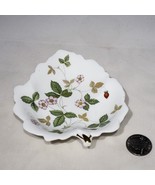 Wedgwood Wild Strawberry Bone China Small Leaf Shaped Dish England Trink... - $14.95